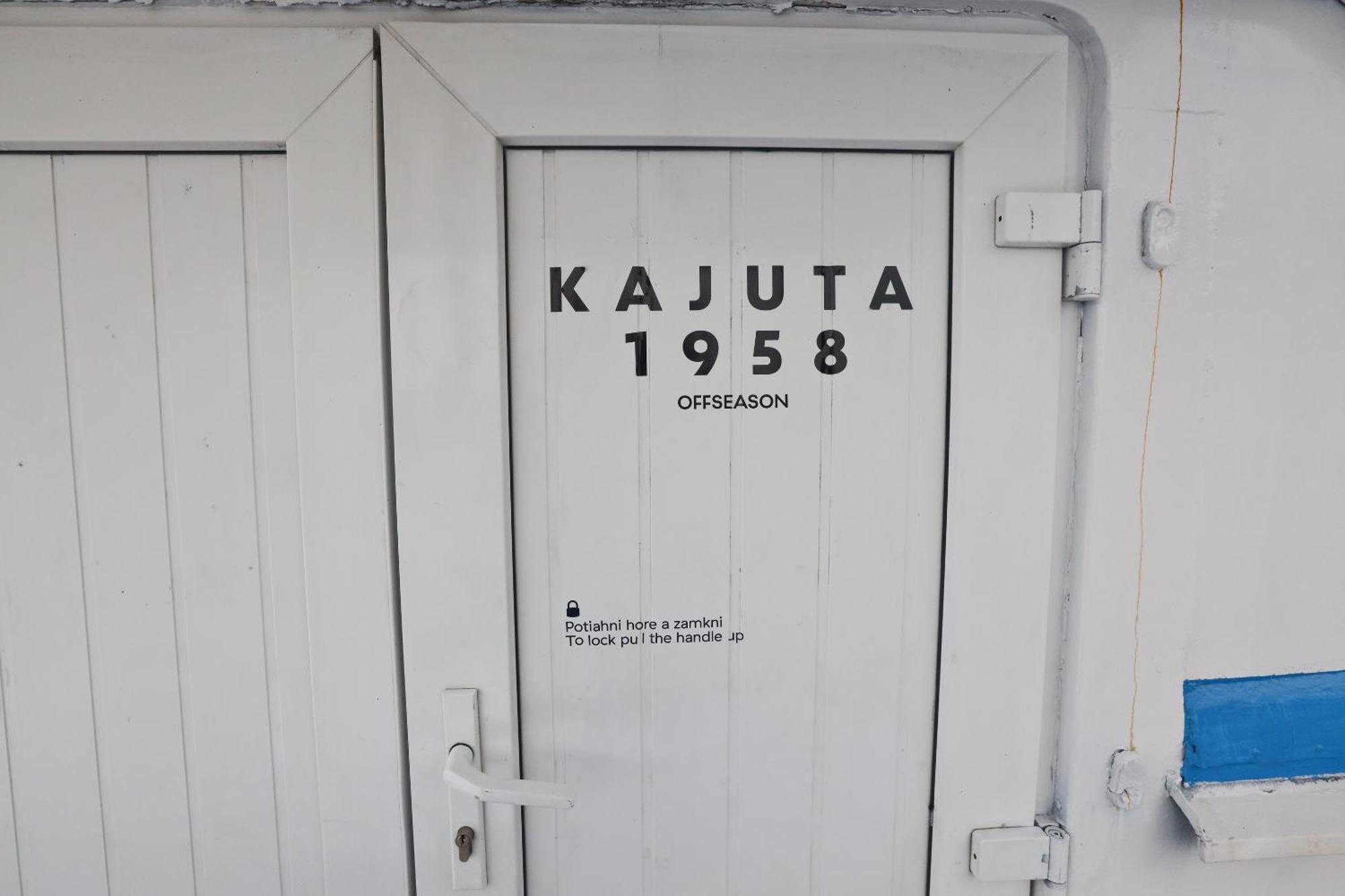 Unique Boat Apartments By Lake - Kajuta 1958 Námestovo Exterior photo
